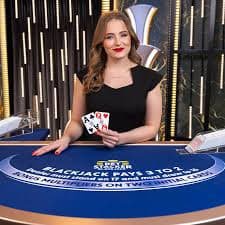Pengguna Indonesia memainkan Live Casino cuan328 di smartphone dengan nyaman